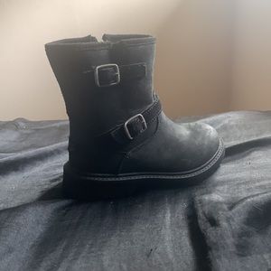 Kids black Ugg boots size 9